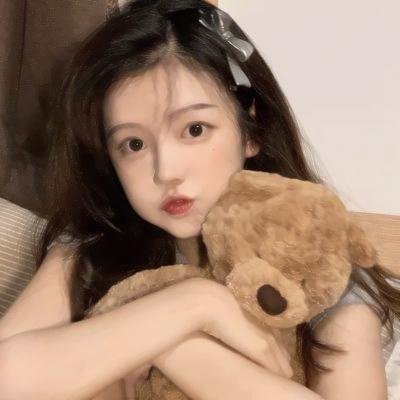月亮中的亚马逊女人